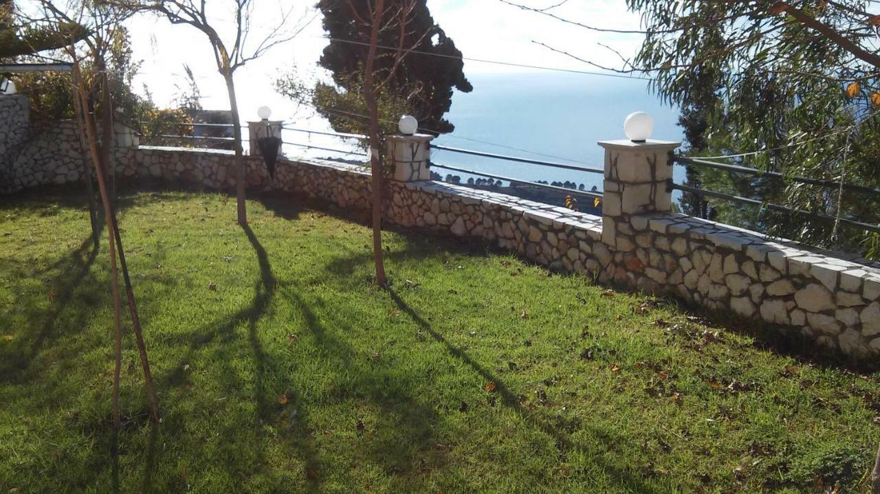 Rania Apartments Helmata Buitenkant foto